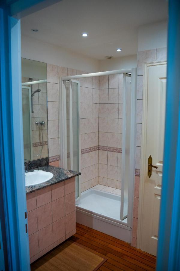 Chambre Au Chateau De St-Pierre-Brouck Saint-Pierre-Brouck Bagian luar foto