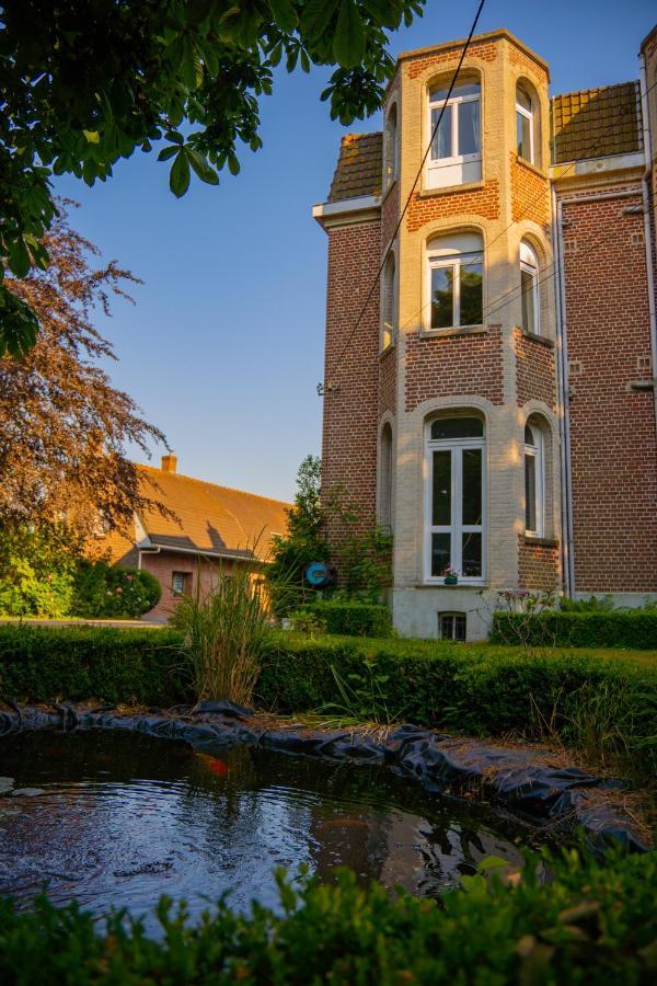 Chambre Au Chateau De St-Pierre-Brouck Saint-Pierre-Brouck Bagian luar foto