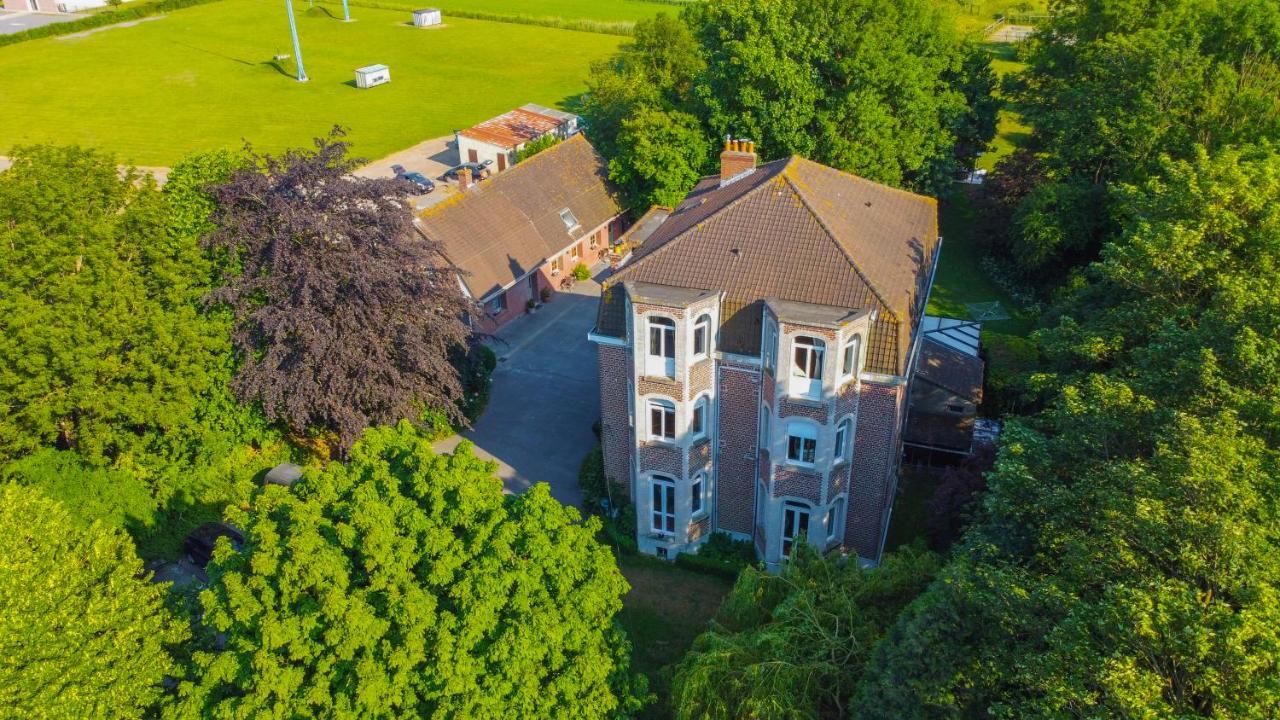 Chambre Au Chateau De St-Pierre-Brouck Saint-Pierre-Brouck Bagian luar foto