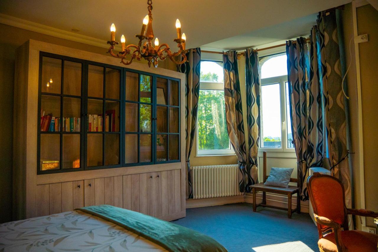 Chambre Au Chateau De St-Pierre-Brouck Saint-Pierre-Brouck Bagian luar foto