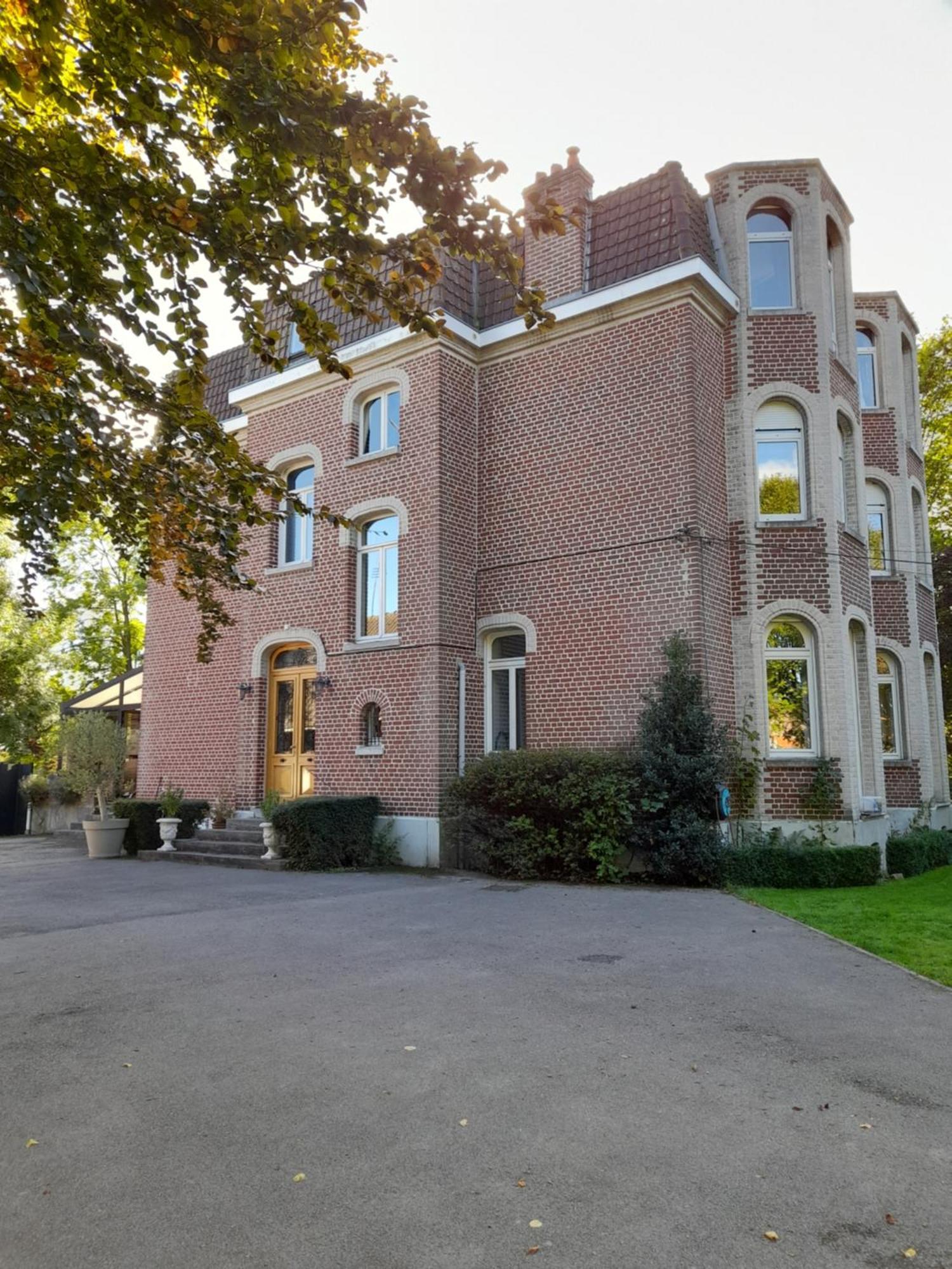 Chambre Au Chateau De St-Pierre-Brouck Saint-Pierre-Brouck Bagian luar foto